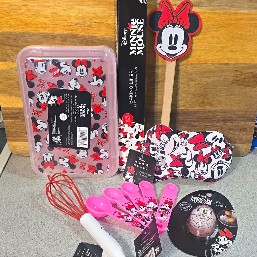 Disney Minnie Mouse 12pc Kitchen Tool Set: Meal Prep, Spoons, Timer, Whisk Liner